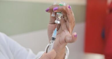 अब तक देश में करीब 98.5 लाख लोगों को लगा कोरोना का टीका